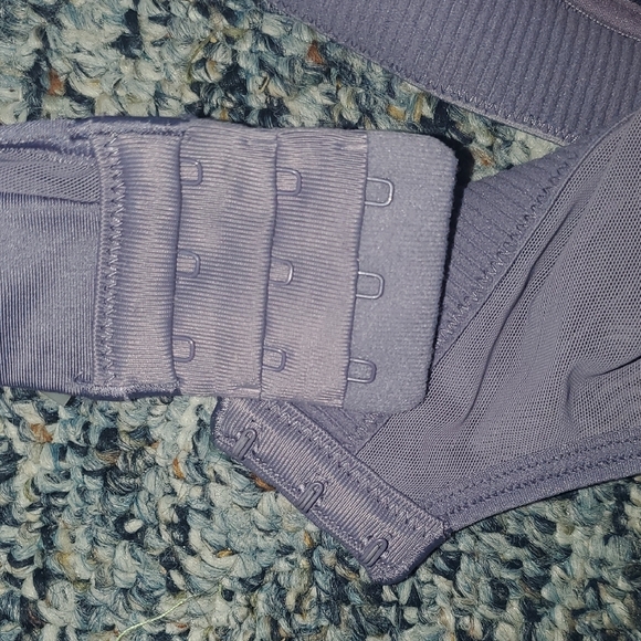 CALIA by Carrie Underwood Lavender Sports Bra - Picture 5 of 7